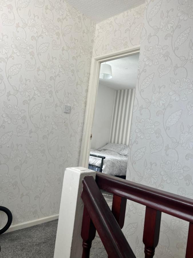 Macs Belfast Apartment Exterior photo